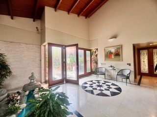 Foto 22 de VENTA DE BELLA CASA MUY BIEN CONSERVADA