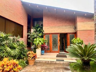 Foto 39 de VENTA DE BELLA CASA MUY BIEN CONSERVADA
