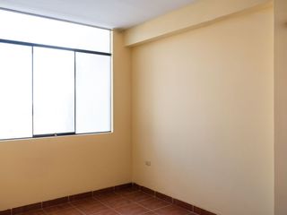 Foto 5 de DEPARTAMENTO CON COCHERA EN URB. LOZ JAZMINES