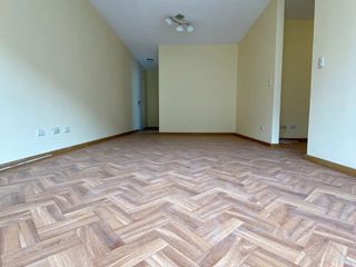 Foto 6 de Renovado Departamento Flat - Condominio Alameda Las Palmas || Chorrillos