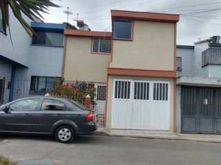 Foto 1 de VENDO CASA BARRIO EL CONSUELO