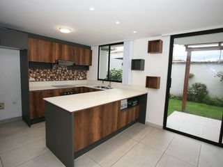 Foto 10 de 🏡 CASA SEMINUEVA EN VENTA – SEGURIDAD 24/7 Y EXCELENTES AMENITIES 🔑