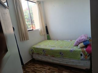 Foto 17 de Se vende casa de 2 pisos, Frente a Parque en la Residencial La Alameda-Paiján (TSuarez)