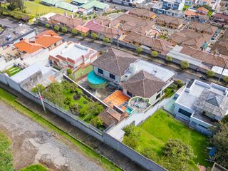 Foto 7 de Casa Independiente con terreno En Venta - Armenia Valle de los Chillos