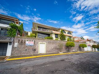 Foto 10 de Casa Independiente con terreno En Venta - Armenia Valle de los Chillos