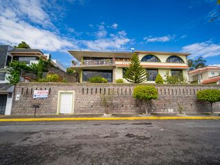 Foto 11 de Casa Independiente con terreno En Venta - Armenia Valle de los Chillos