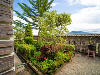 Foto 14 de Casa Independiente con terreno En Venta - Armenia Valle de los Chillos