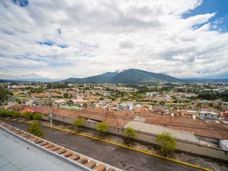 Foto 72 de Casa Independiente con terreno En Venta - Armenia Valle de los Chillos
