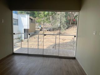 Foto 5 de Alquiler De Departamento Duplex En Estreno En El Segundo Y Tercer Piso, Distrito Ate