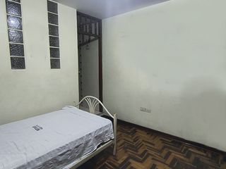 Foto 11 de VENDO CASA DE 3 PISOS URB. MIRAFLORES (ALORA)