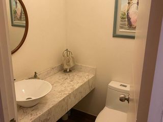 Foto 7 de Vendo moderno departamento flat de 156 m2 y 3 Dorm. en el límite de Lince con San Isidro.