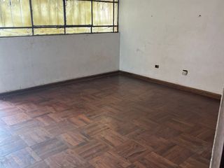 Foto 9 de VENTO CASA TERRENO EN URB ZARATE DE 168 M2 Y AREA CONSTRUIDA 250 M2 APROX.
