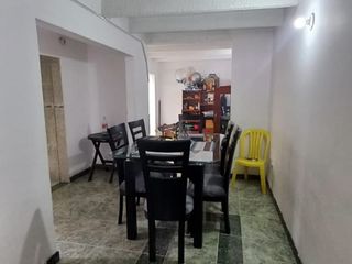 Foto 1 de SE VENDE CASA CON LOCAL BARRIO LA FUENTE TUNJA