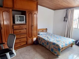 Foto 3 de SE VENDE CASA CON LOCAL BARRIO LA FUENTE TUNJA