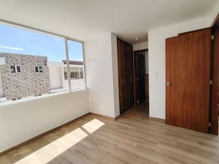 Foto 8 de Casa Nueva en Venta en Conjunto Los Ciprés, La Armenia, Parroquia Conocoto