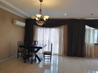 Foto 7 de CASA DE VENTA,  EN URDESA CENTRAL , NORTE DE GUAYAQUIL