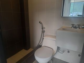 Foto 5 de VENDO - DEPARTAMENTO - SANTA CECILIA - PLANTA BAJA - 3 DORMITORIOS CON BAÑO -  GARAJE 2 VEHICULOS