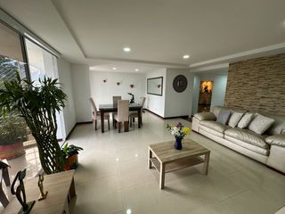 Foto 1 de Venta Hermoso Apartamento en Ciudad Jardín Sur de Cali