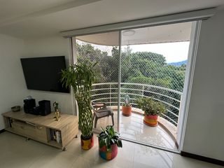 Foto 5 de Venta Hermoso Apartamento en Ciudad Jardín Sur de Cali