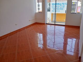 Foto 5 de Venta De Amplia Casa Urb San Isidro I Etapa (GAPONTE)