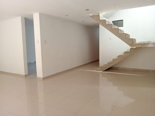 Foto 11 de Venta De Amplia Casa Urb San Isidro I Etapa (GAPONTE)