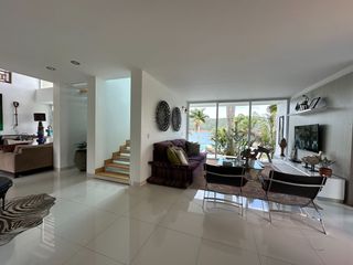 Foto 22 de Venta Lujosa Finca Lago Calima con Acceso directo al Lago (Muelle Privado)
