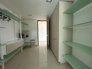 Foto 47 de Venta Lujosa Finca Lago Calima con Acceso directo al Lago (Muelle Privado)