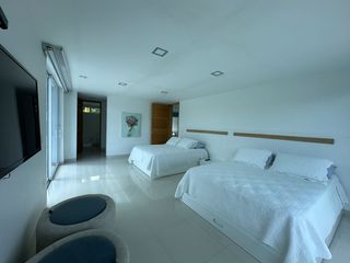 Foto 54 de Venta Lujosa Finca Lago Calima con Acceso directo al Lago (Muelle Privado)