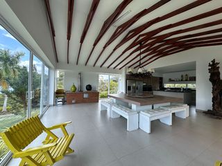 Foto 58 de Venta Lujosa Finca Lago Calima con Acceso directo al Lago (Muelle Privado)