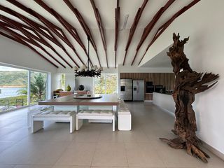 Foto 60 de Venta Lujosa Finca Lago Calima con Acceso directo al Lago (Muelle Privado)
