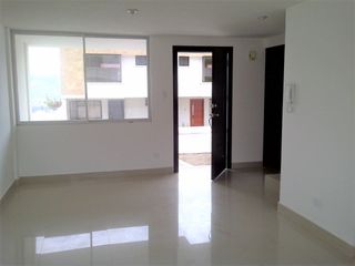 Foto 1 de VENTA CASA, TERRAZA, CONJUNTO, SAN JOSÉ DE MORÁN, QUITO