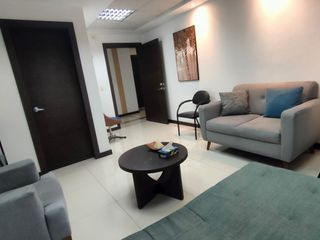 Foto 4 de ARRIENDO CONSULTORIO EN ELOY ALFARO QUITO