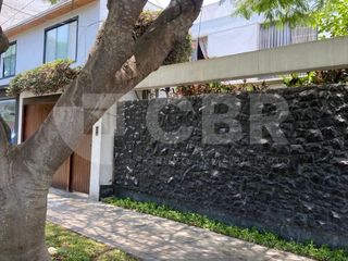 Foto 3 de VENTA CASA EN MIRAFLORES
