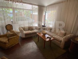 Foto 7 de VENTA CASA EN MIRAFLORES