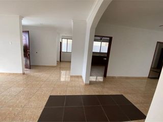 Foto 4 de Casa De Venta En Manta Zona Sur Manabi VP
