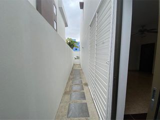 Foto 22 de Casa De Venta En Manta Zona Sur Manabi VP