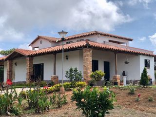 Foto 1 de CASA CAMPESTRE MESA DE LOS SANTOS