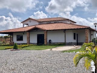 Foto 2 de CASA CAMPESTRE MESA DE LOS SANTOS
