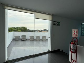 Foto 22 de Edificio de 1355 m², 5 Pisos de Oficina con Ascensor en La Molina