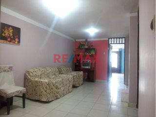 Foto 8 de 🏡✨ Oportunidad Para Empresas – Alquiler De Casa + Cochera En Manuel Arévalo Ii Etapa, Frente A Parque ✨🏡