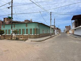 Foto 4 de VENTA LOCAL ESQUINA 268 M2 CALLE STA ROSA - BUENOS AIRES
