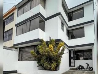 Foto 1 de Propiedad de venta ubicada en el Condado de oportunidad dos departamentos ,más local comercial $152.000