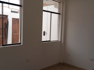 Foto 8 de Casa en Alquiler en Urb. Jardines de Santa Rosa, Chiclayo