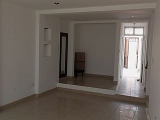 Foto 10 de Casa en Alquiler en Urb. Jardines de Santa Rosa, Chiclayo