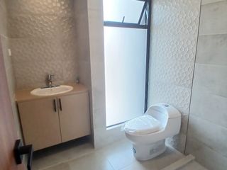 Foto 7 de CASA POR ESTRENAR DE 3 DORMITORIOS SECTOR COLEGIO BORJA VÍA A BAÑOS