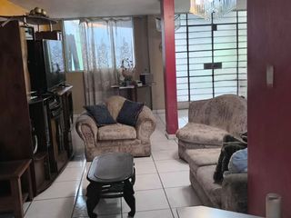Foto 5 de Amplia Casa En Venta En Comas – Ubicación Céntrica Y Tranquila