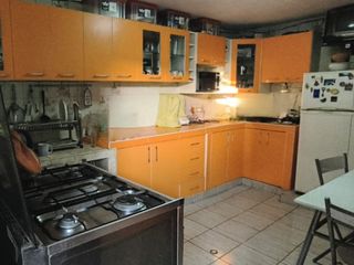 Foto 6 de Amplia Casa En Venta En Comas – Ubicación Céntrica Y Tranquila