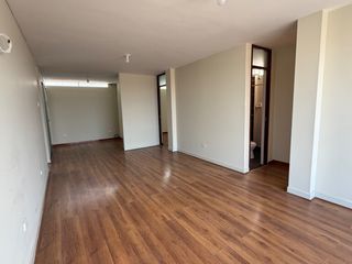 Foto 1 de VENTA DEPARTAMENTO URB. LAS QUINTANAS