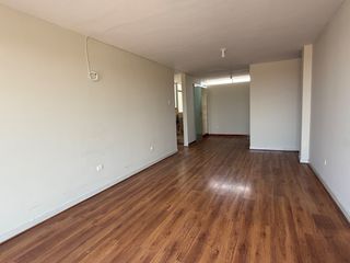 Foto 3 de VENTA DEPARTAMENTO URB. LAS QUINTANAS