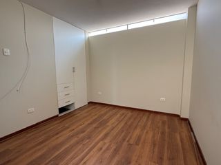 Foto 12 de VENTA DEPARTAMENTO URB. LAS QUINTANAS